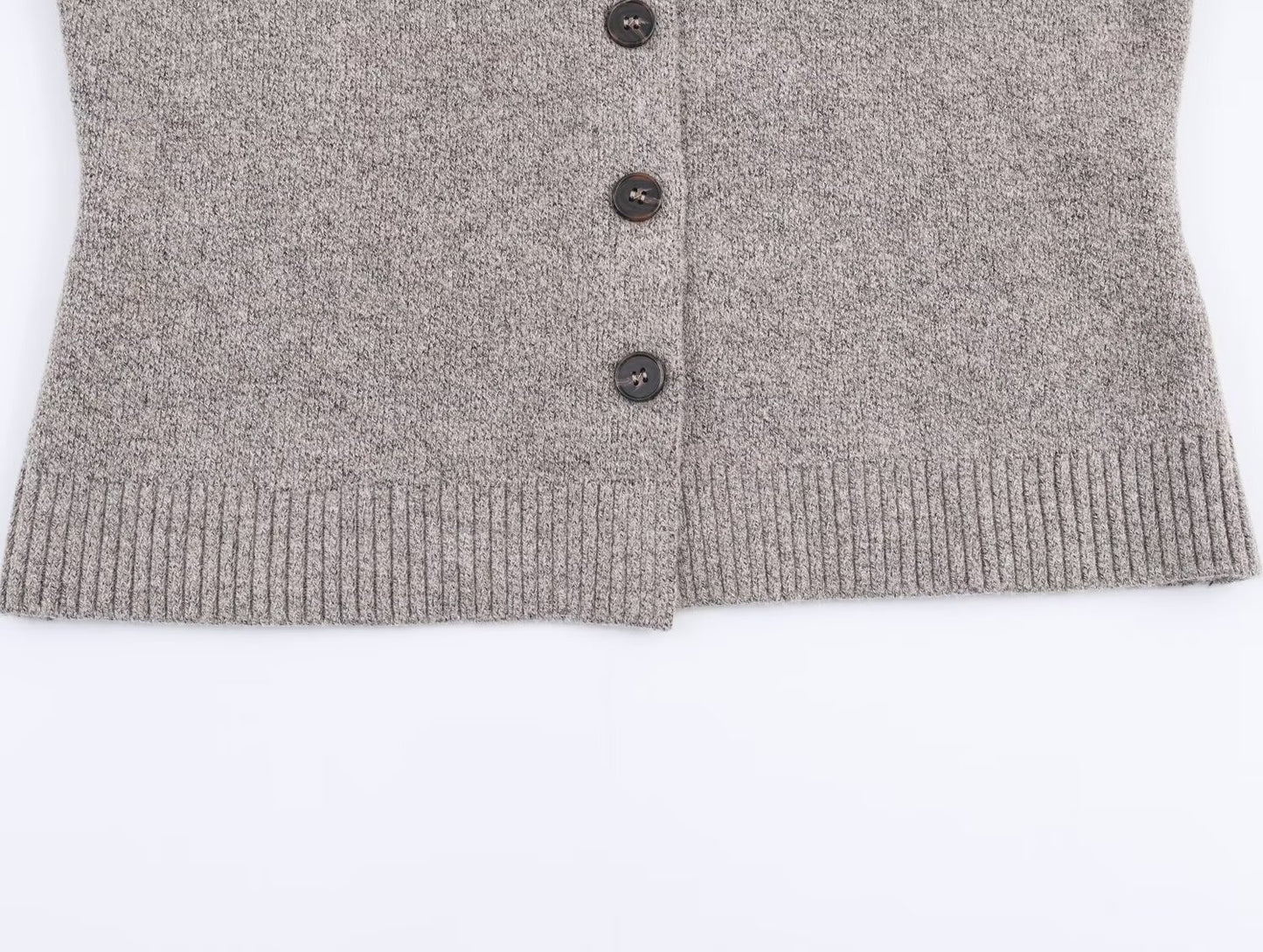 Women's scarf decoration long sleeved V-neck knitted Coat