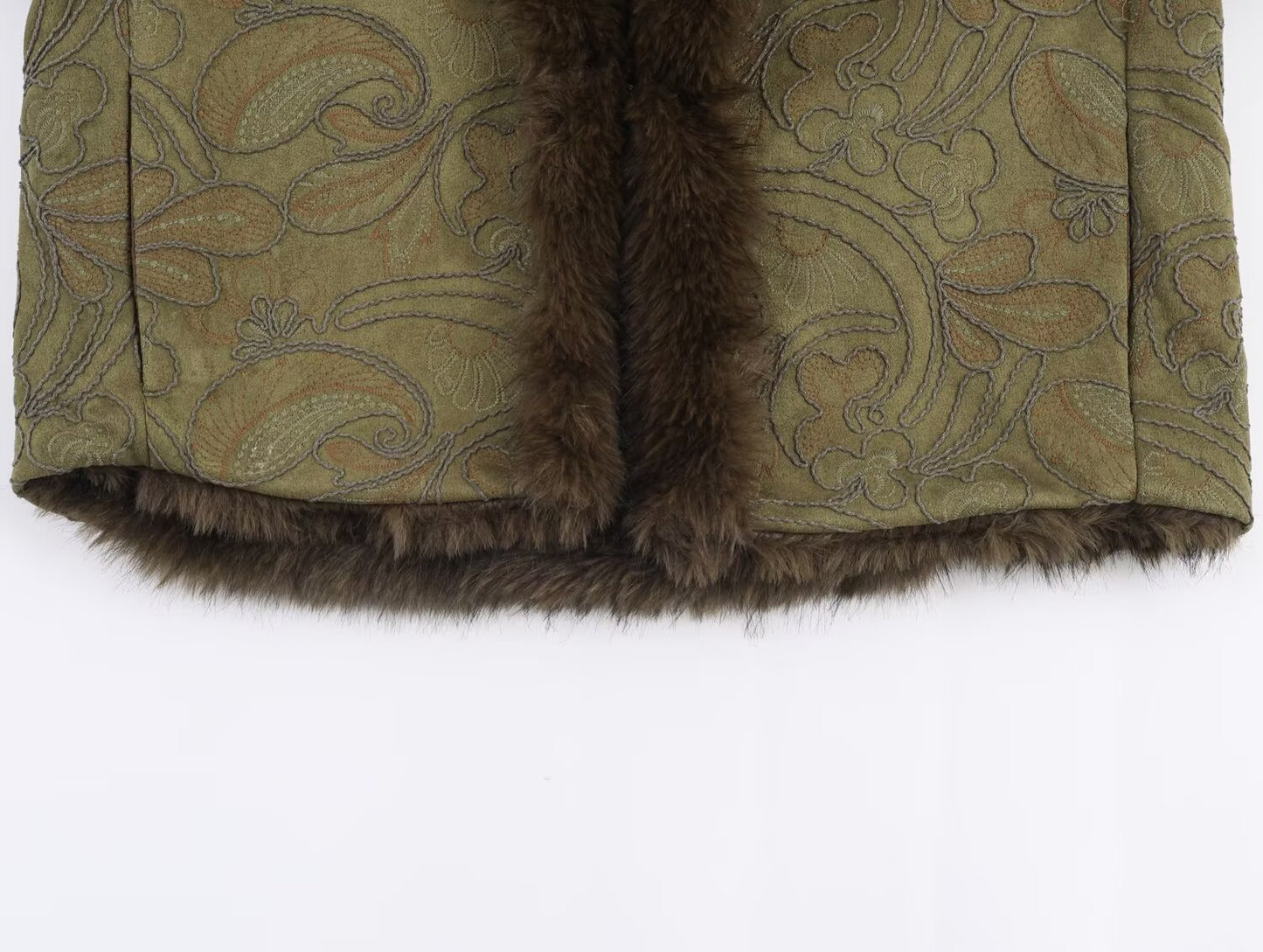 Women's artificial fur effect double-sided embroidered coat