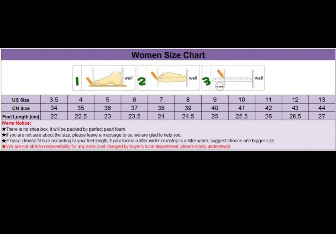 Men and women with the same new football style Joker low-top leisure sports shoes have a shoe box