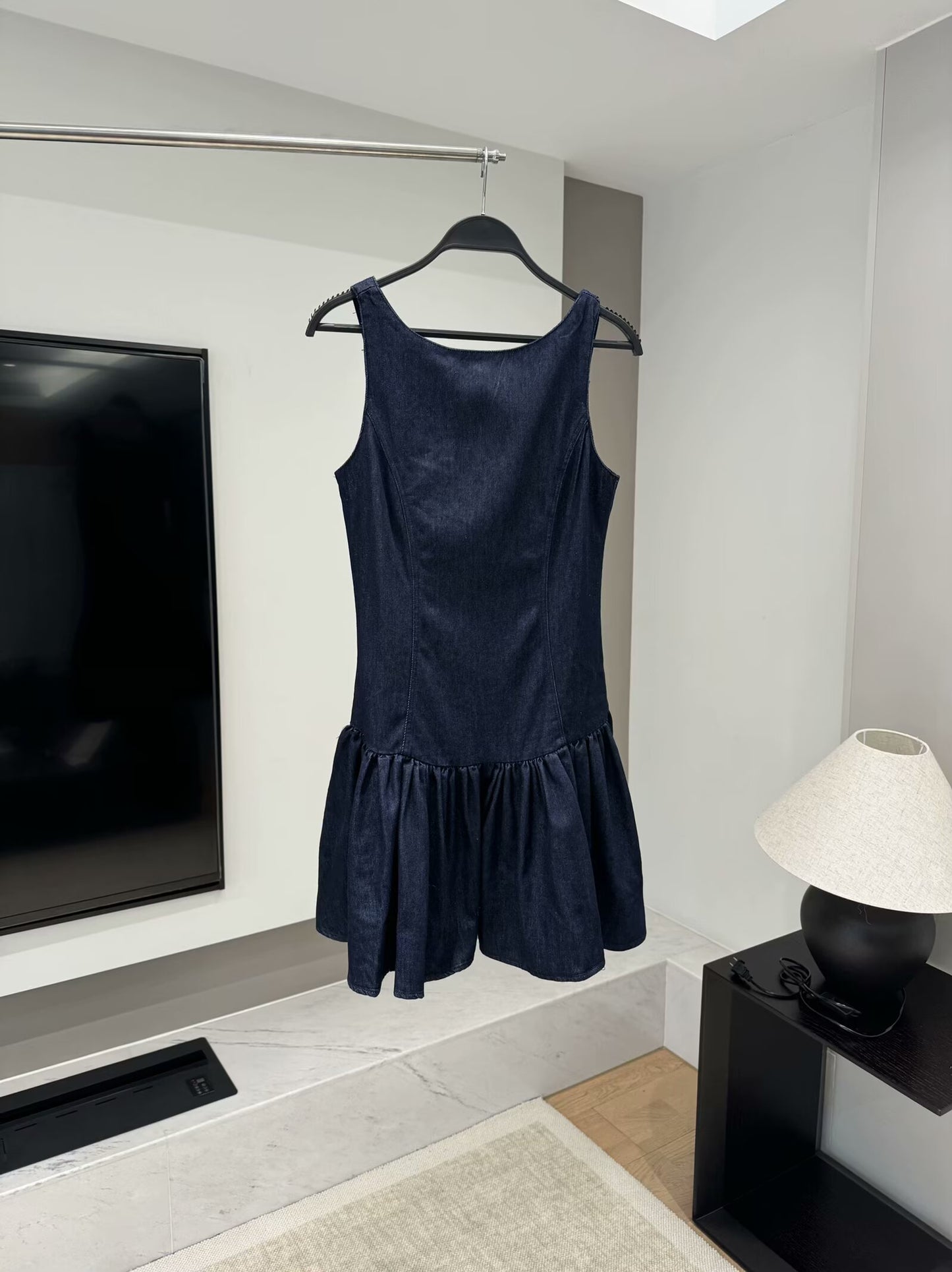 Women's new chic fashion layered decoration hem slim O Neck denim mini dress retro sleeveless backless women's dress Mujer