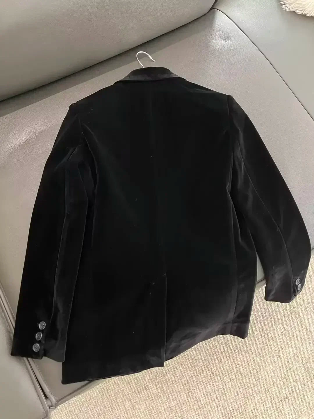 Ladies' new fashion flip Design loose suede Velvet suit coat retro long sleeved Button-up women's coat chic top