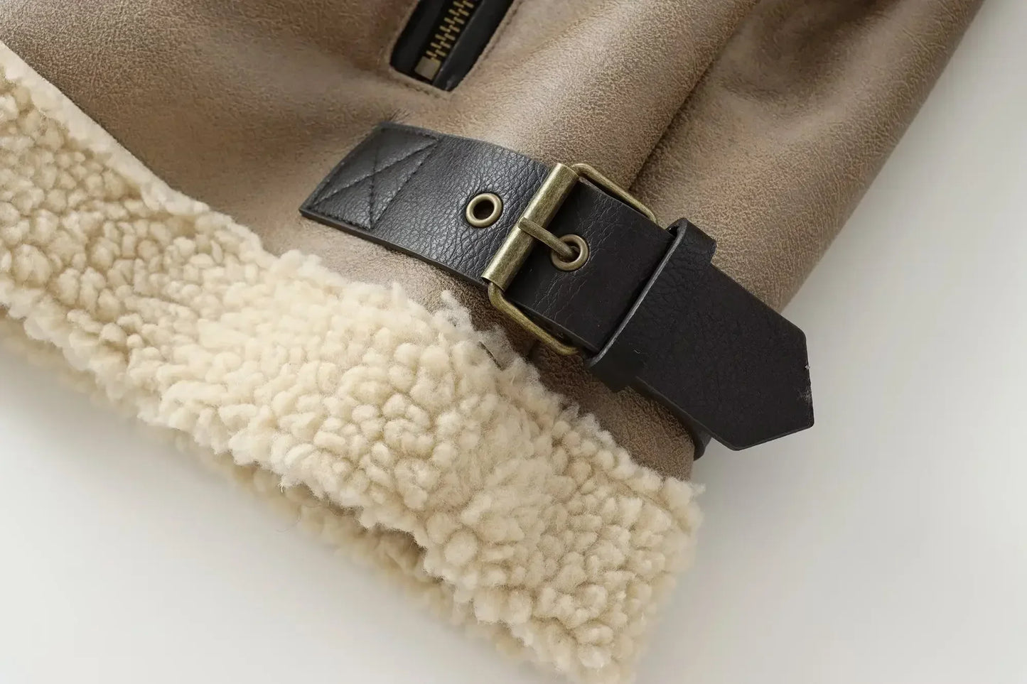 Women's 2024 new fashion casual double-sided Fur Faux Leather jacket coat retro long sleeved zipper pocket women's coat chic top