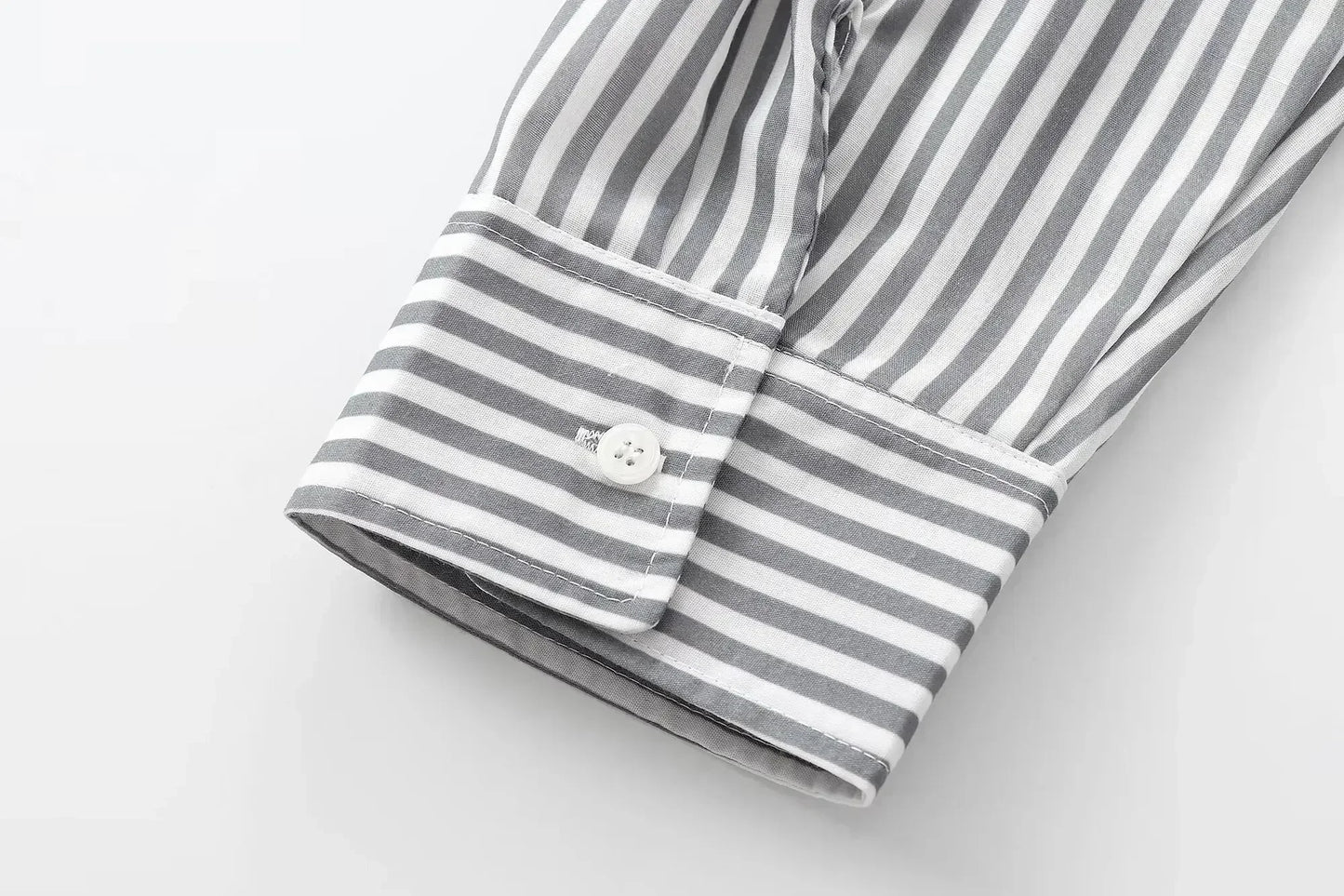 Women's 2024 new fashion pocket decoration loose striped asymmetrical shirt retro long sleeved button up women's shirt
