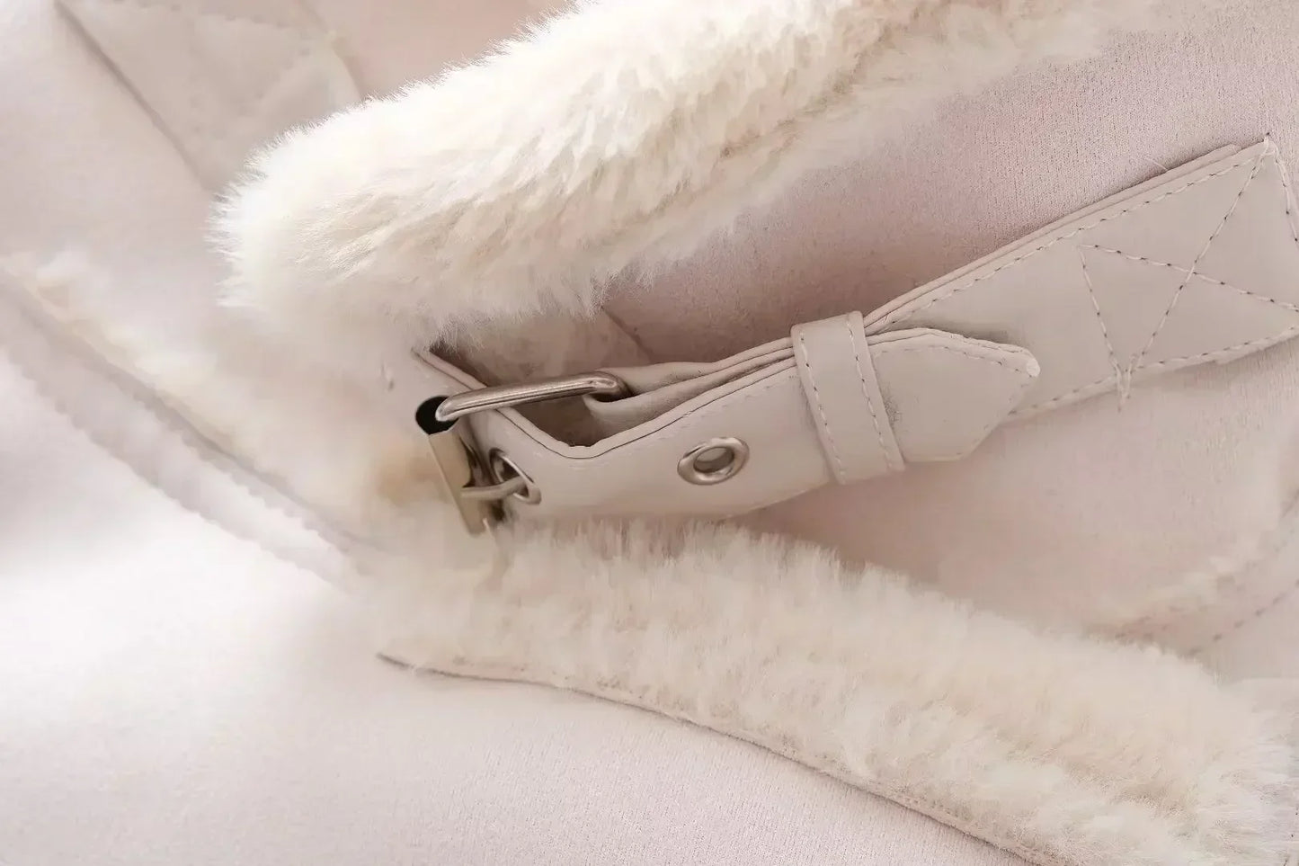Women Winter Fashion Cropped Fur Faux Leather Warm Jacket Coat Vintage Long Sleeve Side Pockets Female Outerwear Chic Tops