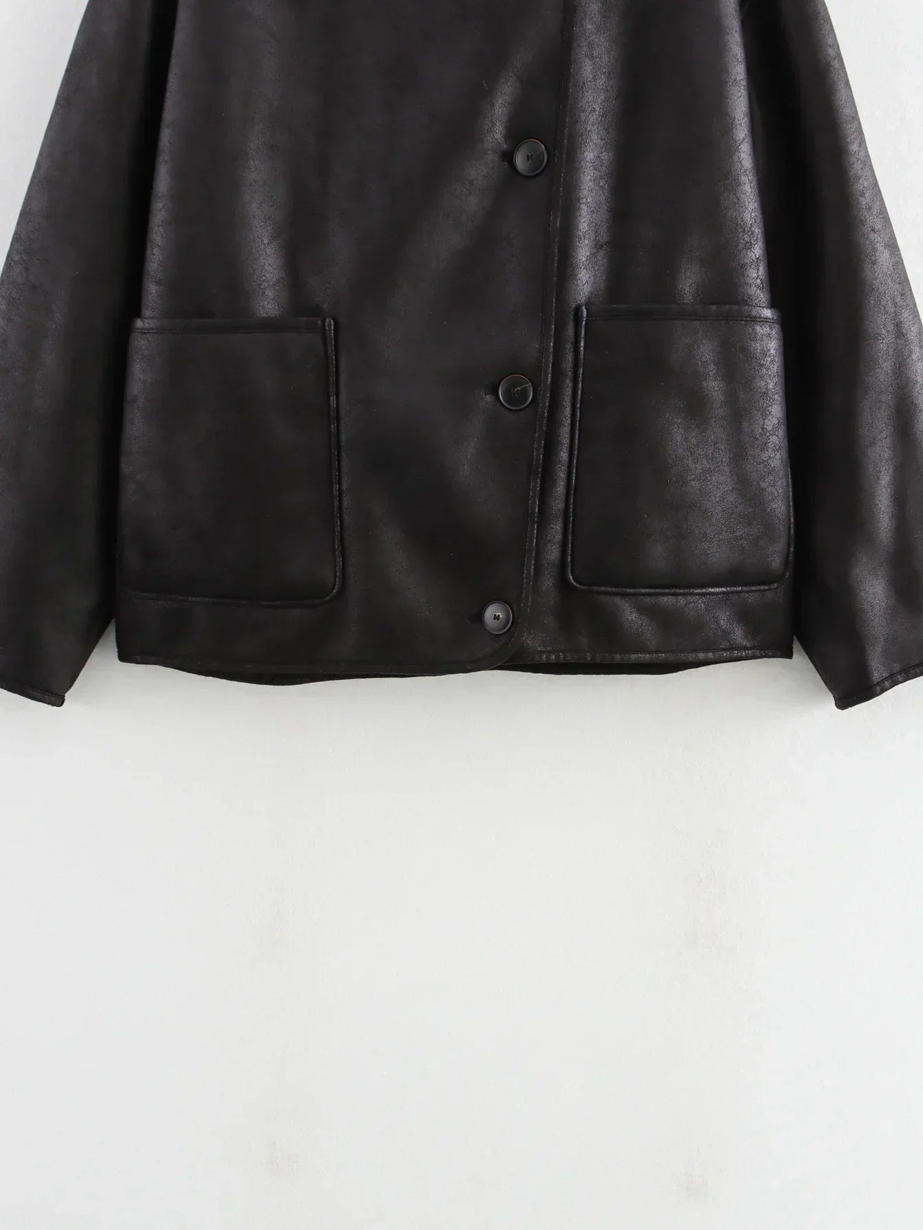 Women's new fashion pocket decoration loose warm Fur Faux Leather jacket Coat retro long sleeved button up women's Coat chic top