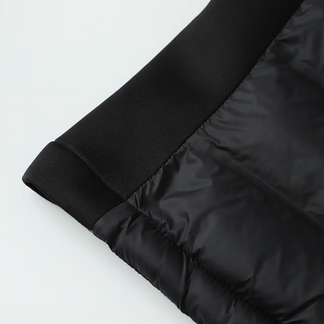 Women's sleeveless contrasting hooded cotton vest