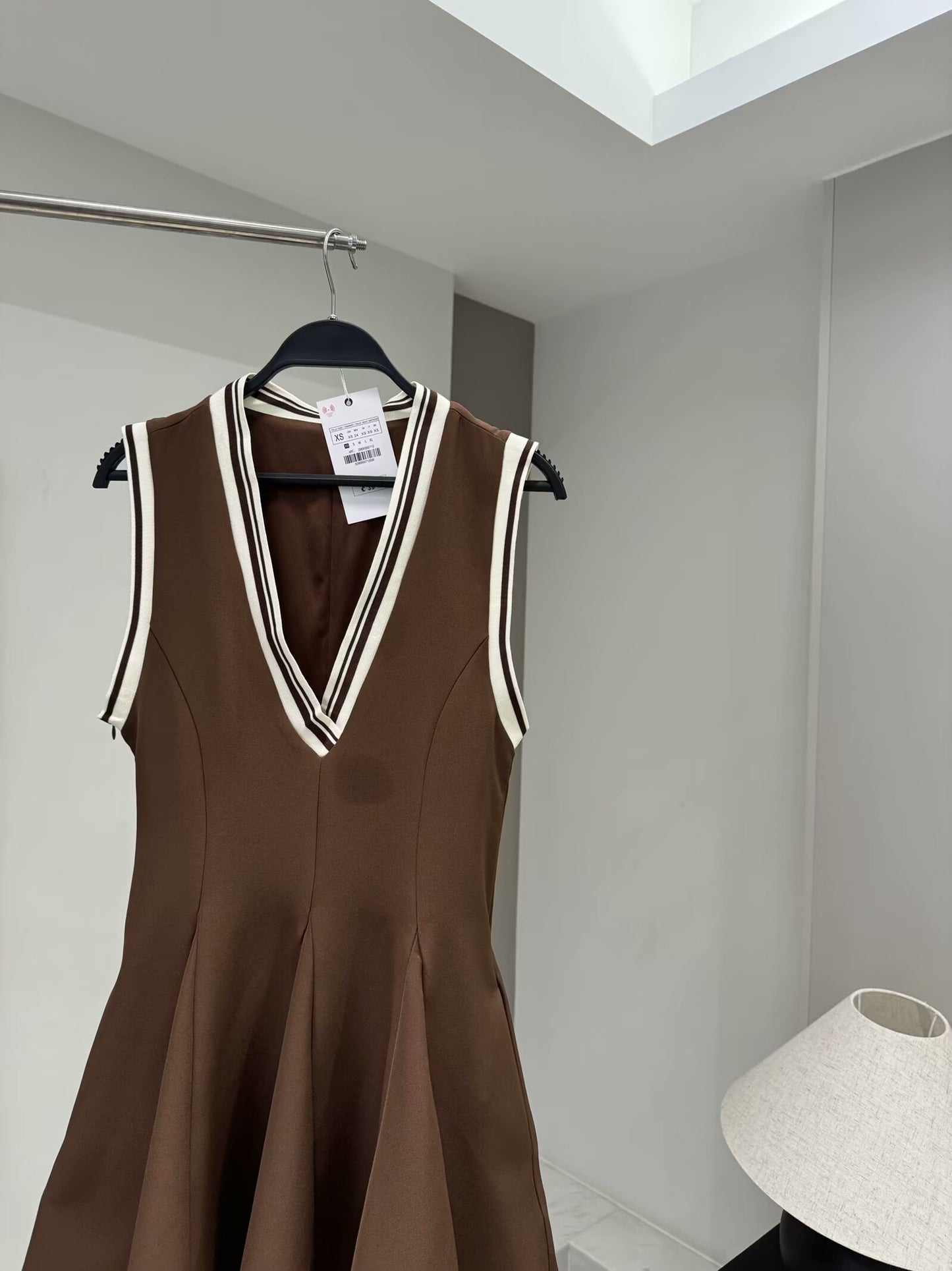 Women's new chic fashion patchwork striped V Neck design slim wavy style ribbed mini dress retro sleeveless women's dress Mujer