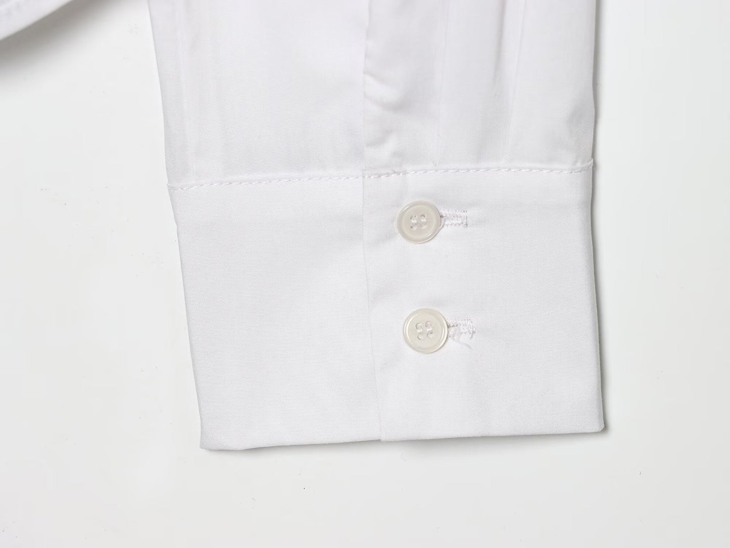 Women's pleated decoration slim lapel shirt