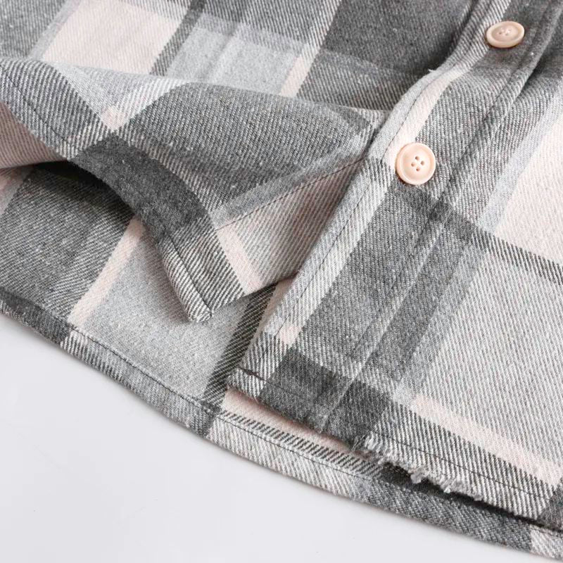 Men's New Fashion Joker Leisure Pocket Decoration Washed Old Plaid Shirt Men's Loose Casual Coat.