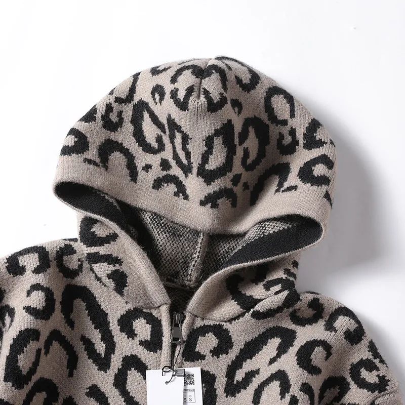 Men's New Fashion Casual Leopard Jacquard Knitted Zipper Hooded Long Sleeve Knitted Coat