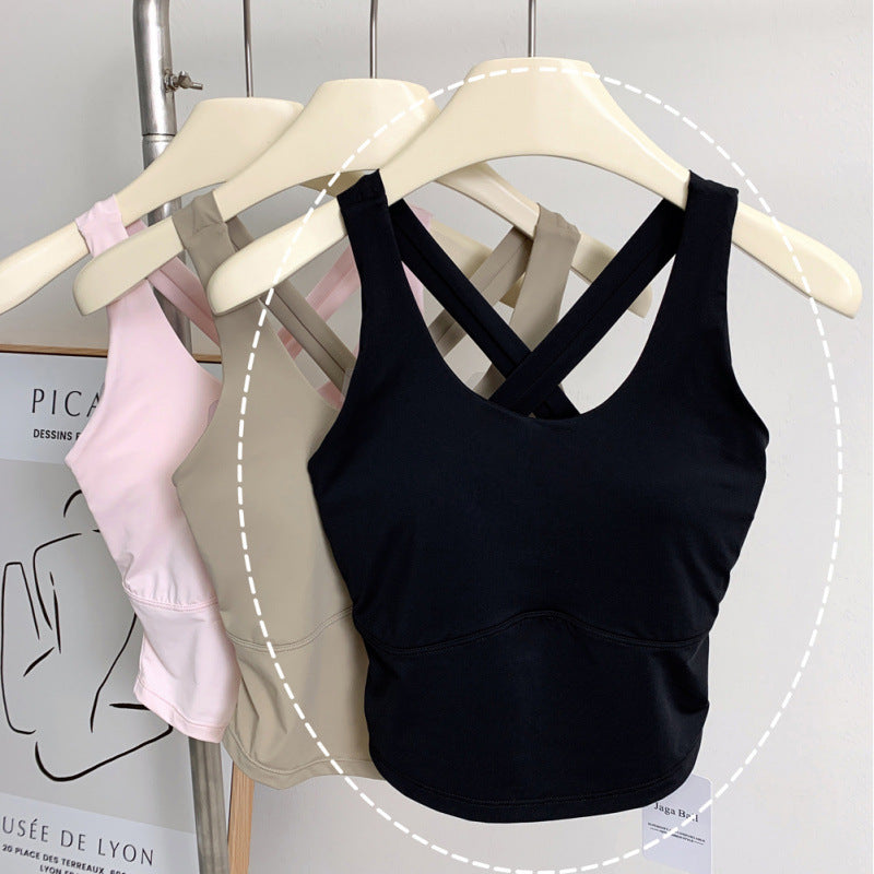 Women's new sports vest with chest pad, beautiful back yoga top, slim back, crossed shoulders and fitness bra.