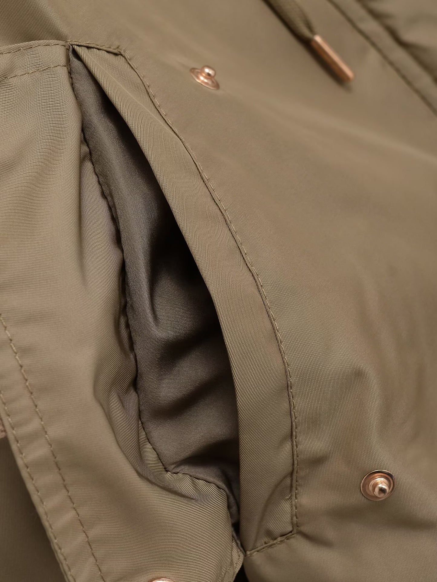 Women's faux fur effect hooded short parka coat