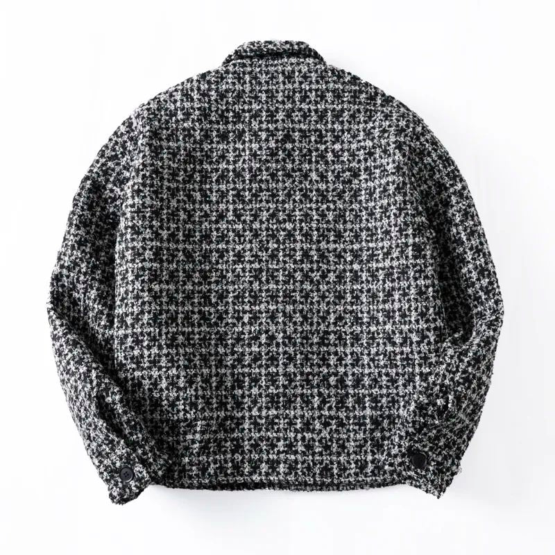 Men's New Fashion Casual Joker Loose Version Patch Pocket Design Plaid Texture Lapel Shirt Coat Retro Long Sleeve Jacket.