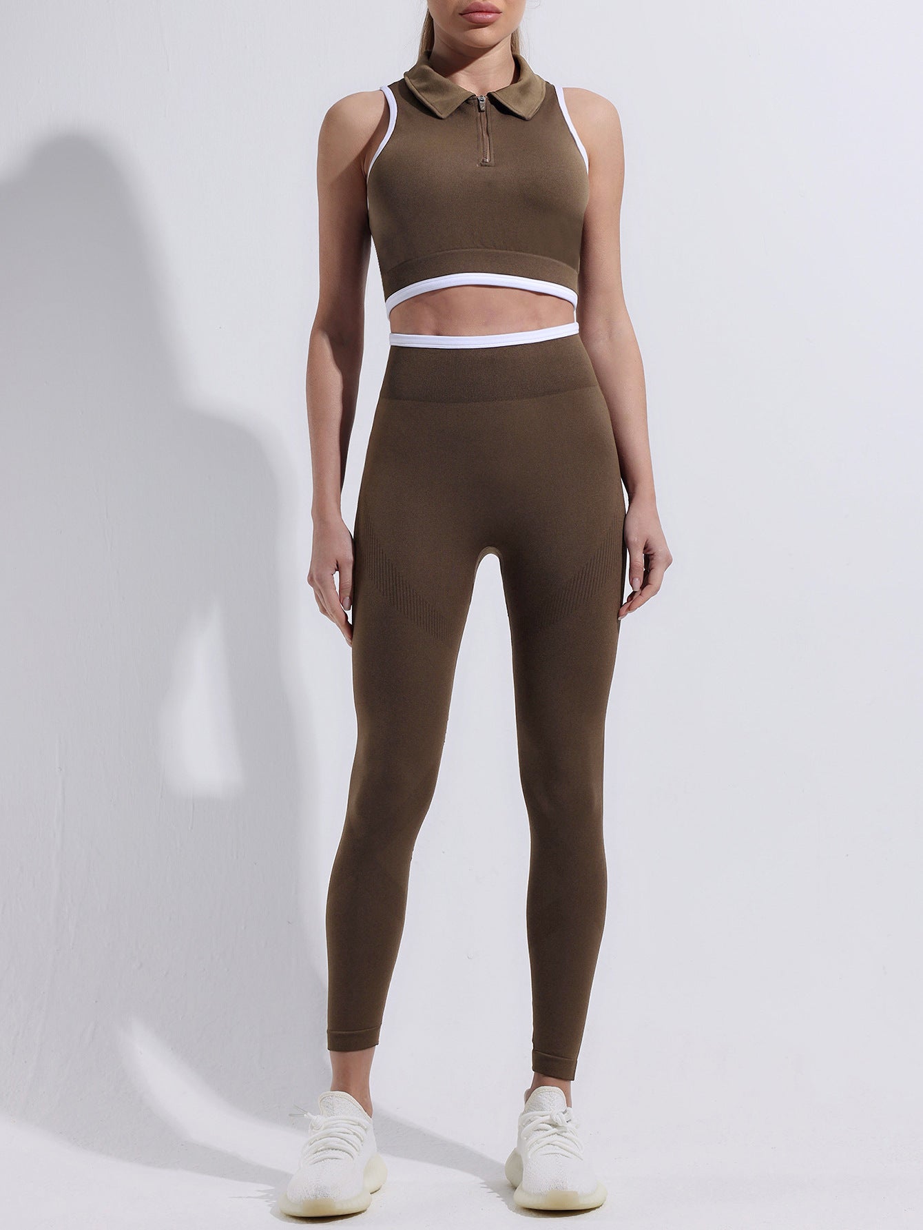 Women's 2025 new seamless contrast yoga clothes zipper sleeveless running bra fitness pants sports suit