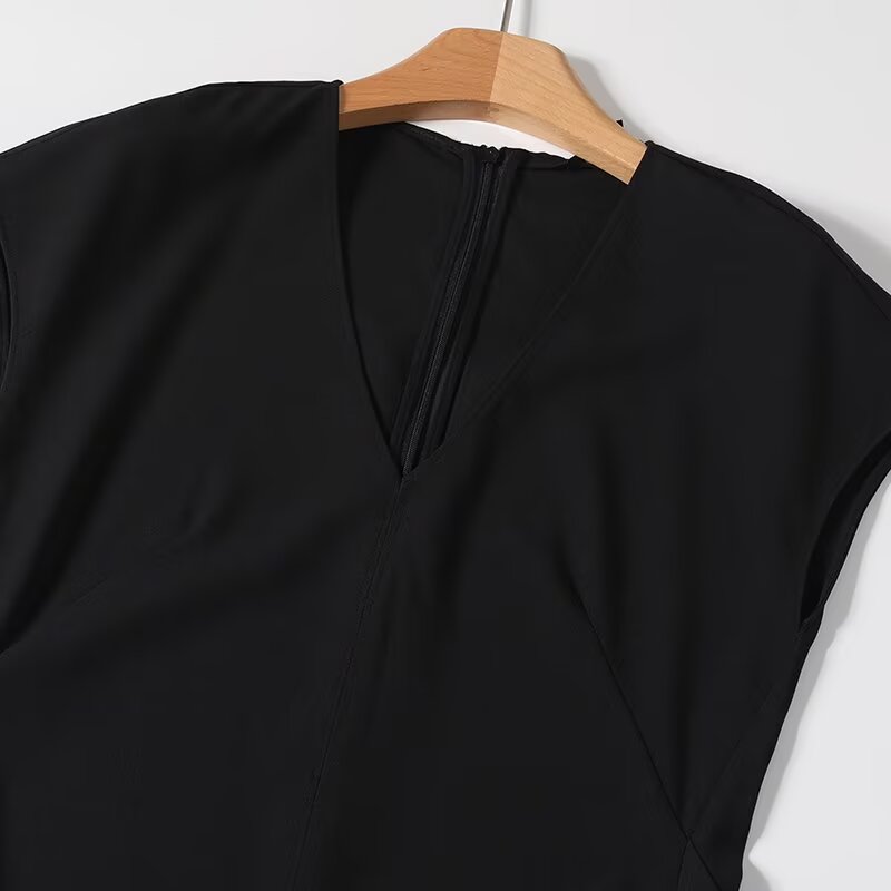 Women's 2025 new fashion black slim V-neck MIDI dress