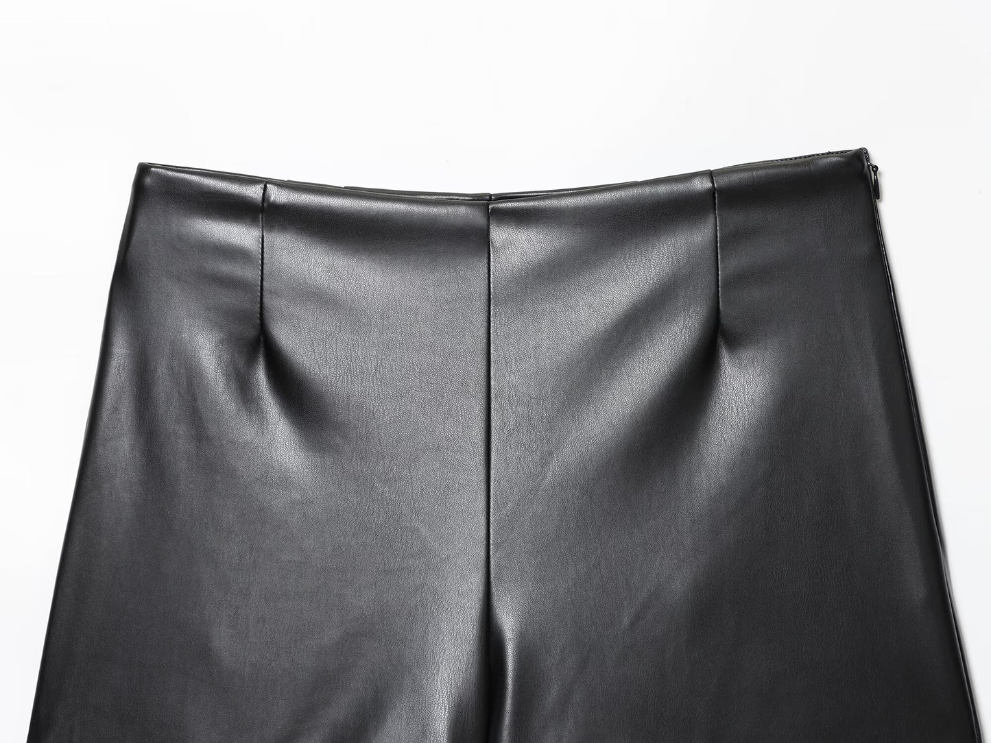 Women's casual faux leather high waisted shorts