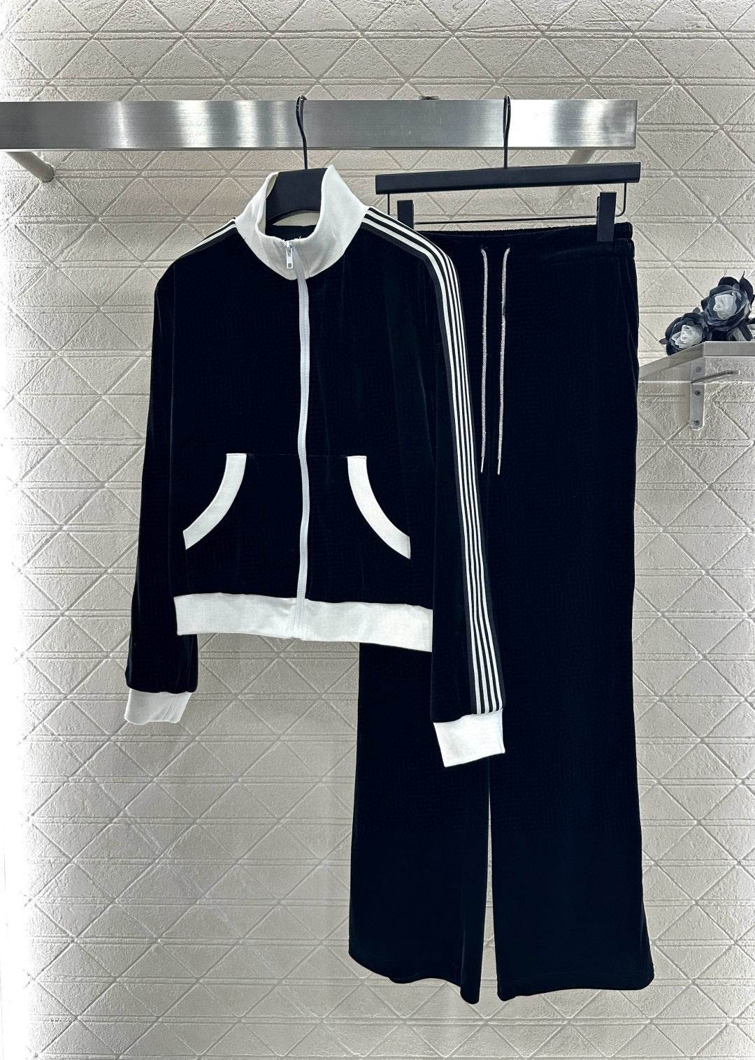 Women's new leisure velvet fabric jacket coat trousers suit