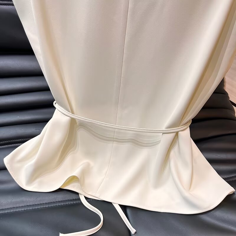 Women's New Fashion With Belt Swinging Collar Raglan Sleeve Shirt