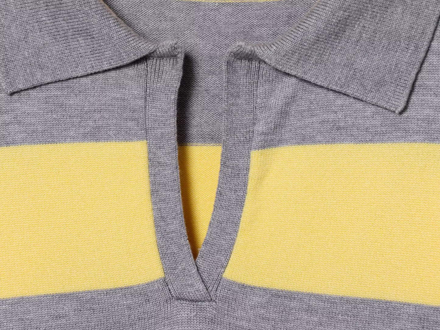 Women's soft texture striped knitted polo shirt