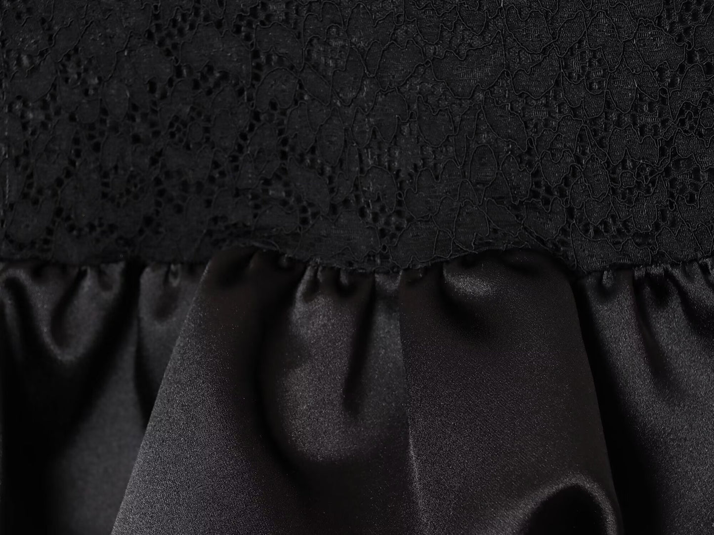 Women's new fluffy hem sleeveless patchwork lace mini dress