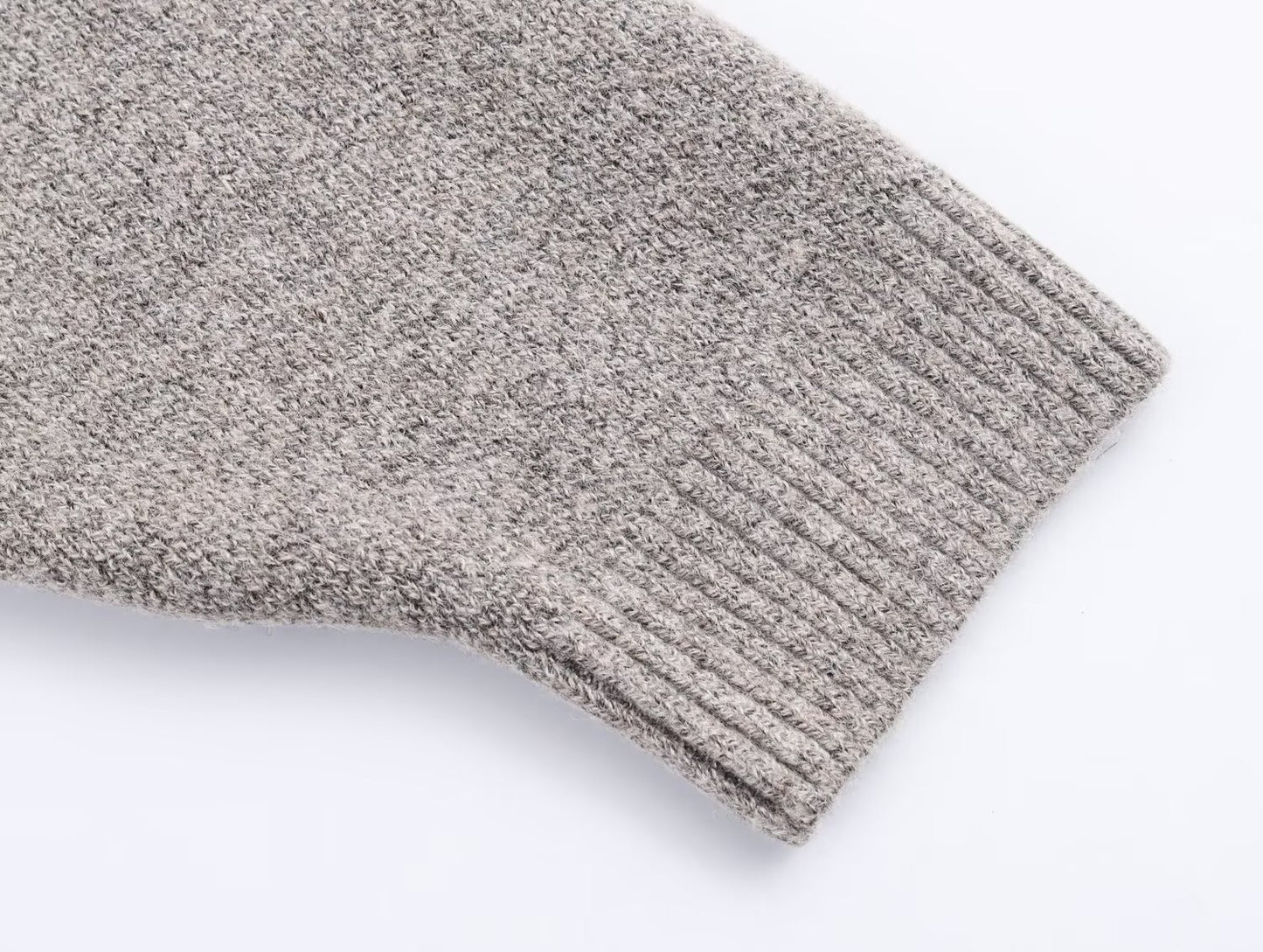 Women's scarf decoration long sleeved V-neck knitted Coat