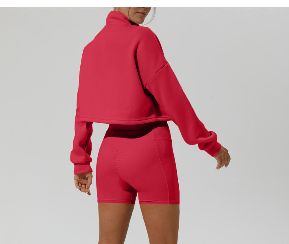 Women's outdoor sports in autumn and winter long sleeve sweater stand collar loose warm casual zipper coat.