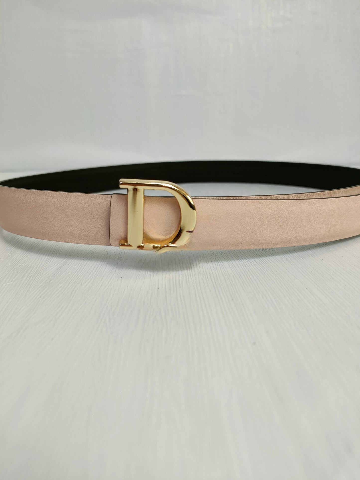 Women's New Fashion Joker Alloy Accessories Smooth Buckle Design Belt Belt with A Box