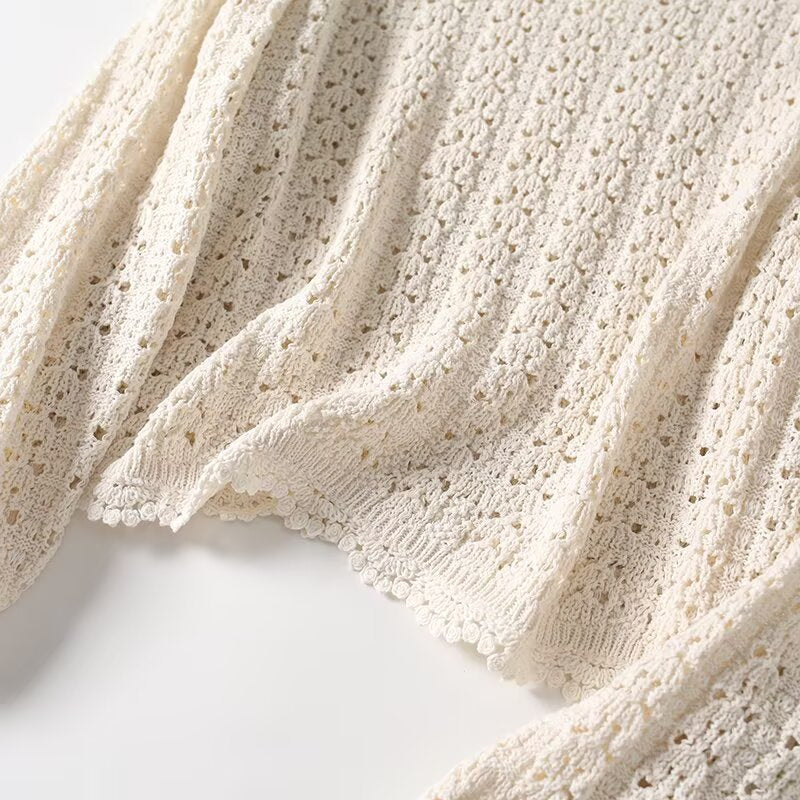 Women's new fashion long sleeved hollow crochet O-Neck knitted top
