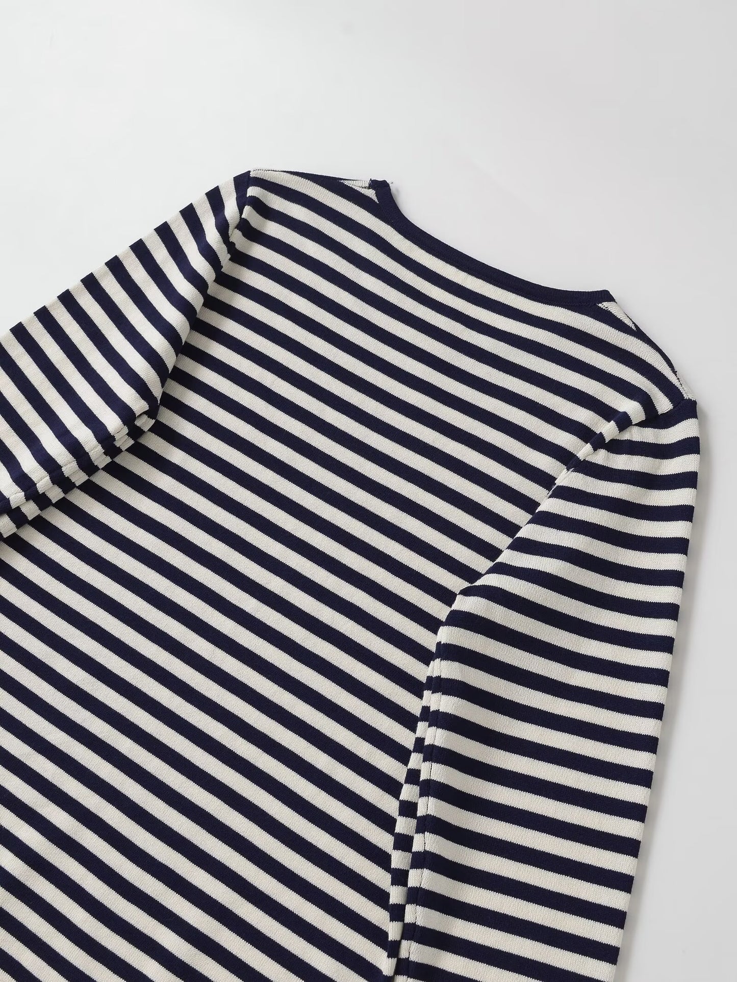 Women's new Joker striped long-sleeved round neck sweater