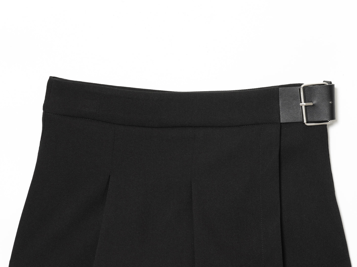Women's new fashion belt decoration wide pleated Shorts Skirts