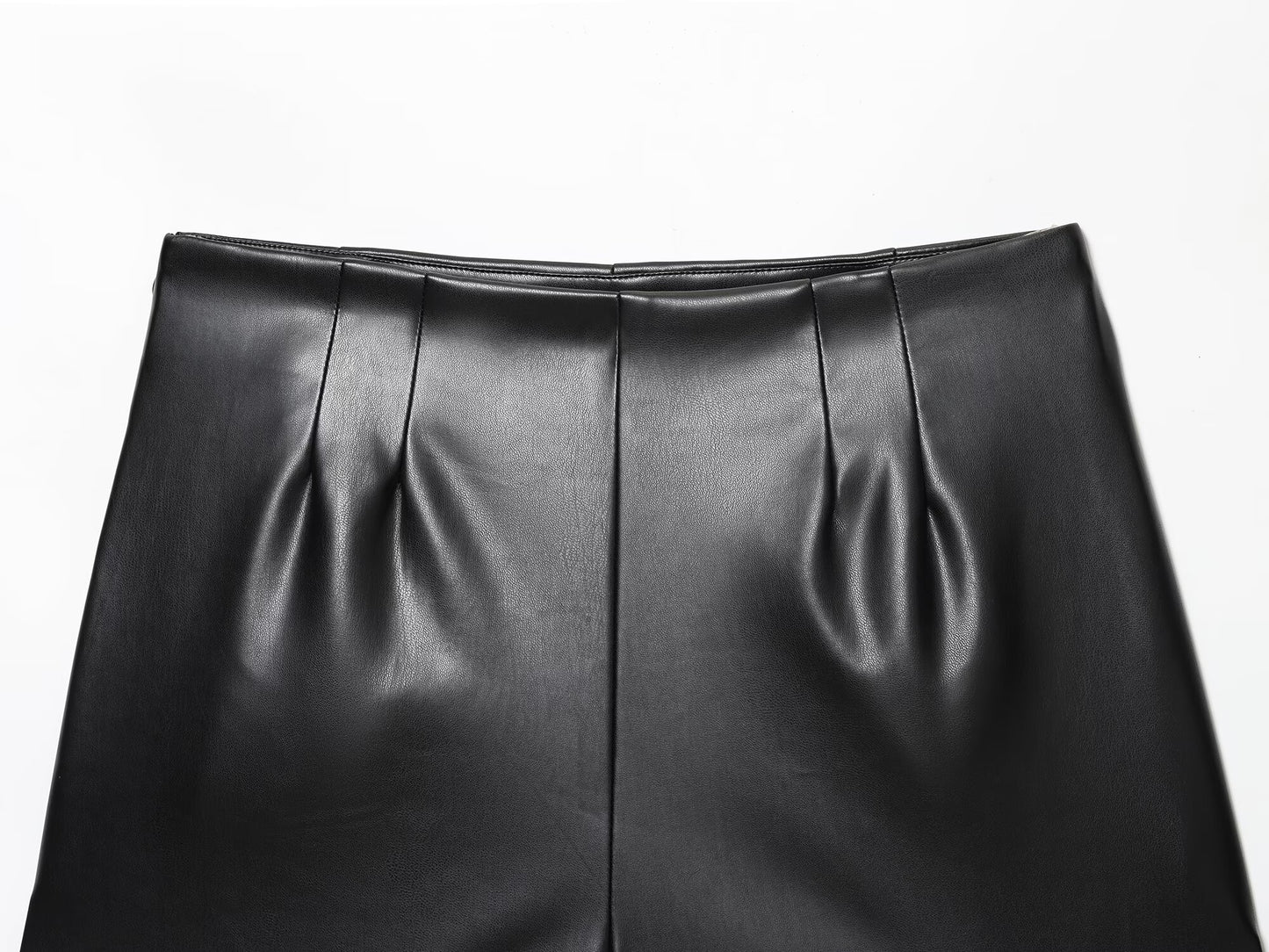 Women's casual faux leather high waisted shorts