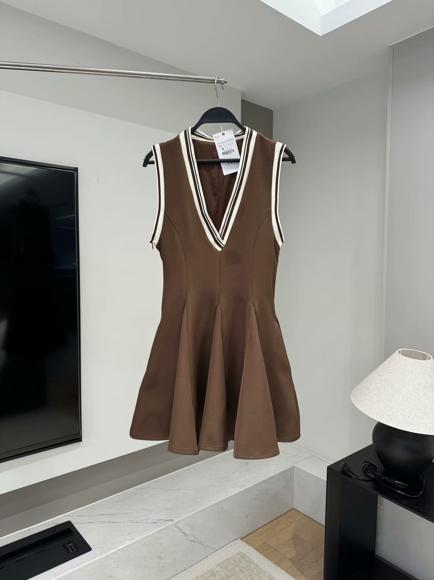 Women's new chic fashion patchwork striped V Neck design slim wavy style ribbed mini dress retro sleeveless women's dress Mujer
