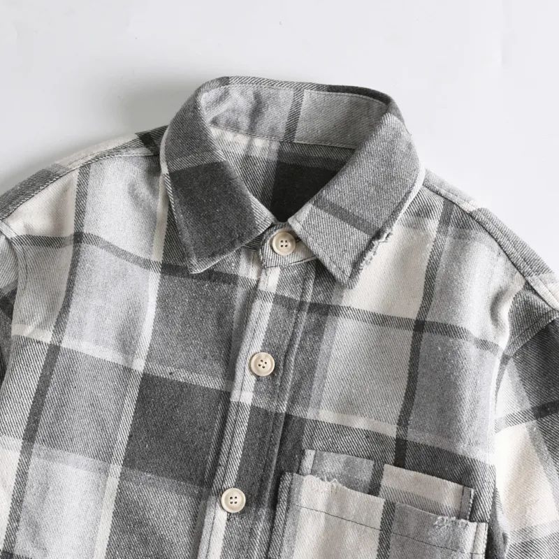 Men's New Fashion Joker Leisure Pocket Decoration Washed Old Plaid Shirt Men's Loose Casual Coat.