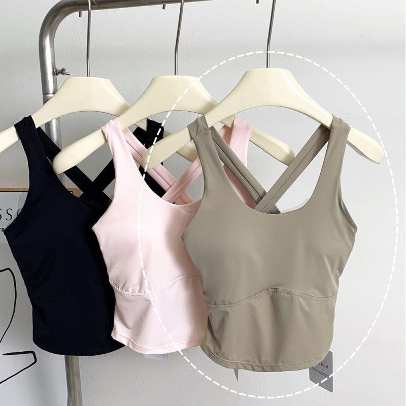 Women's new sports vest with chest pad, beautiful back yoga top, slim back, crossed shoulders and fitness bra.