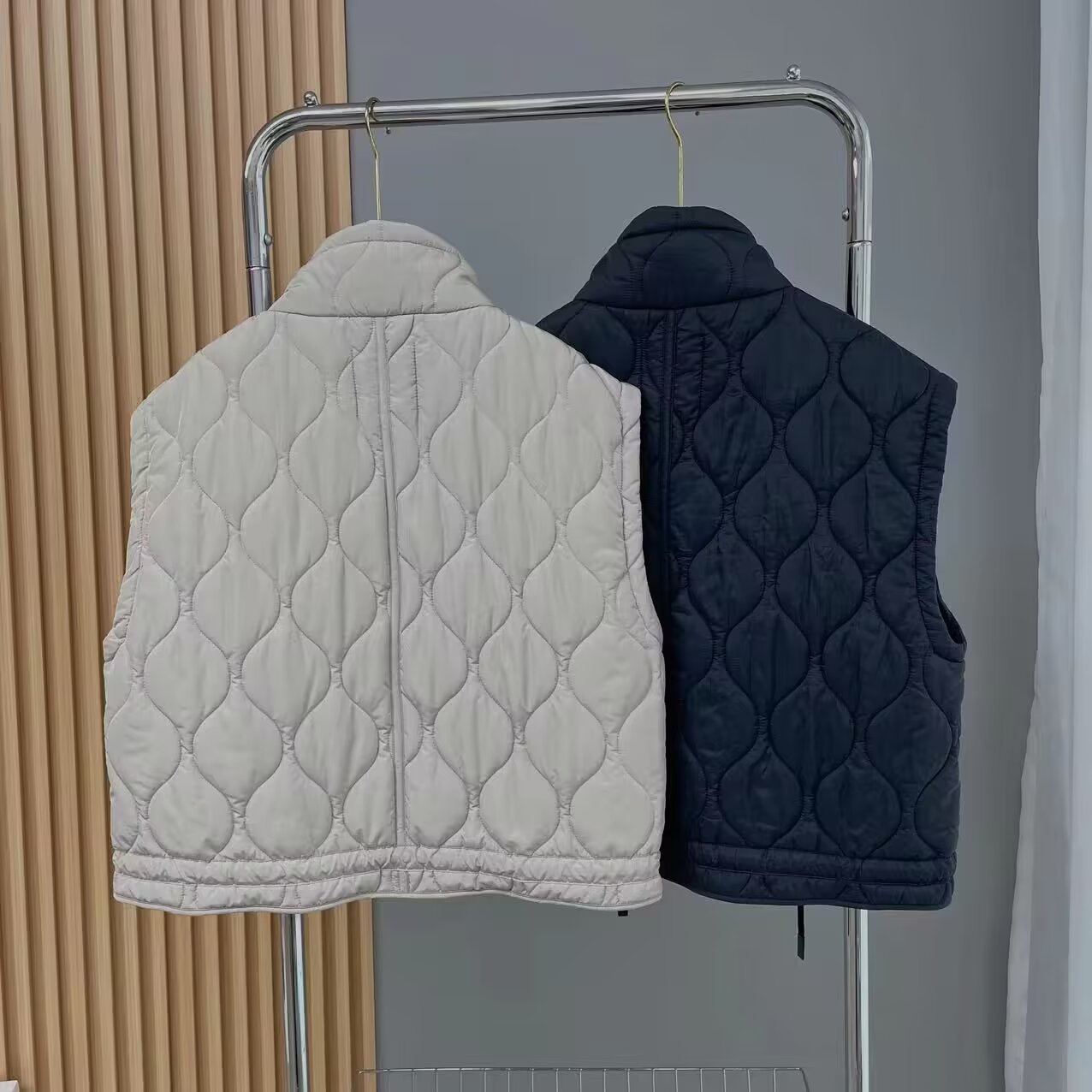 Women's sleeveless loose standing collar cotton vest