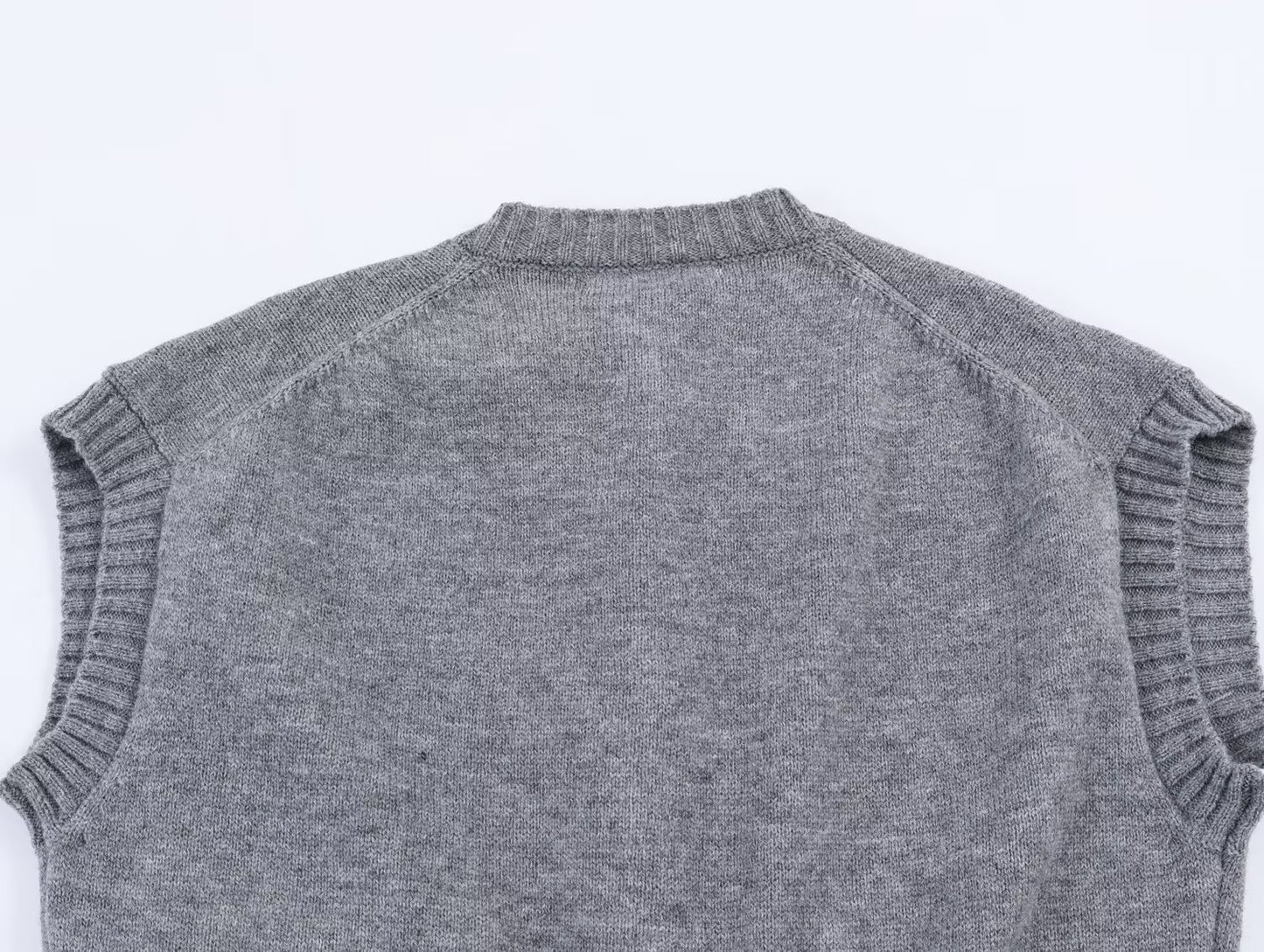 Women's pocket decoration short sleeveless knitted vest