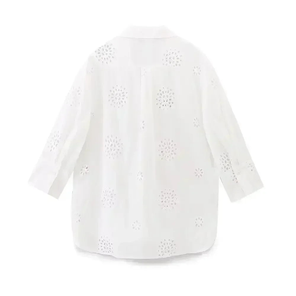 Women's New Fashion Hollow Embroidery Decoration Loose Asymmetric Shirt Retro Long Sleeve Button Women's Shirt Unique Top 