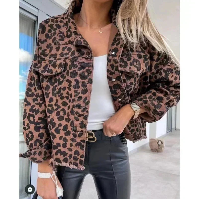 Fashionable and Trendy 2024 Spring Leopard Denim Coat for Women New Style