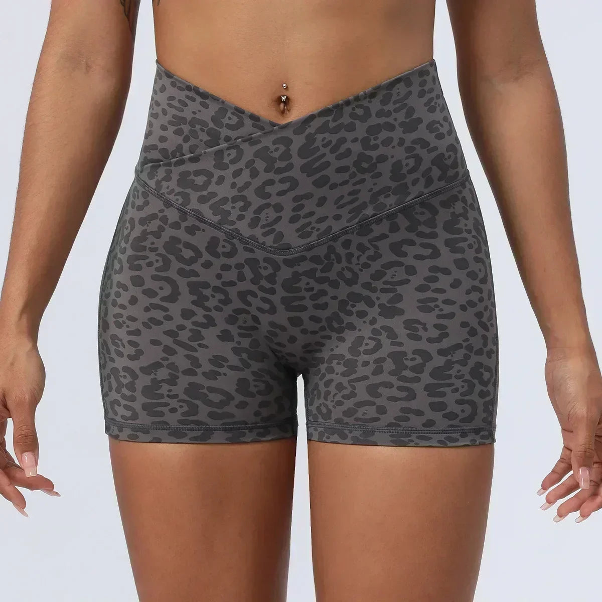 Women's Leopard Print Yoga Clothes Kink Beautiful Back Fitness Outdoor Running Bra+yoga Shorts Cross Waist Peach Hip Shorts 