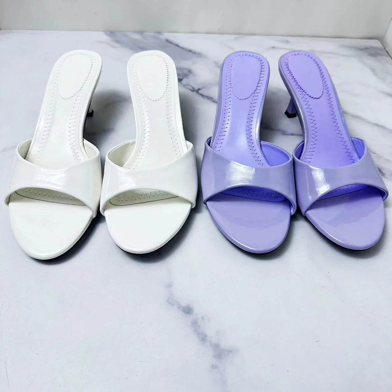 Women's Spring 2024 New Word With Fashion Empty Women's Shoes Purple Flower Color Fashion High-heeled Sandals.