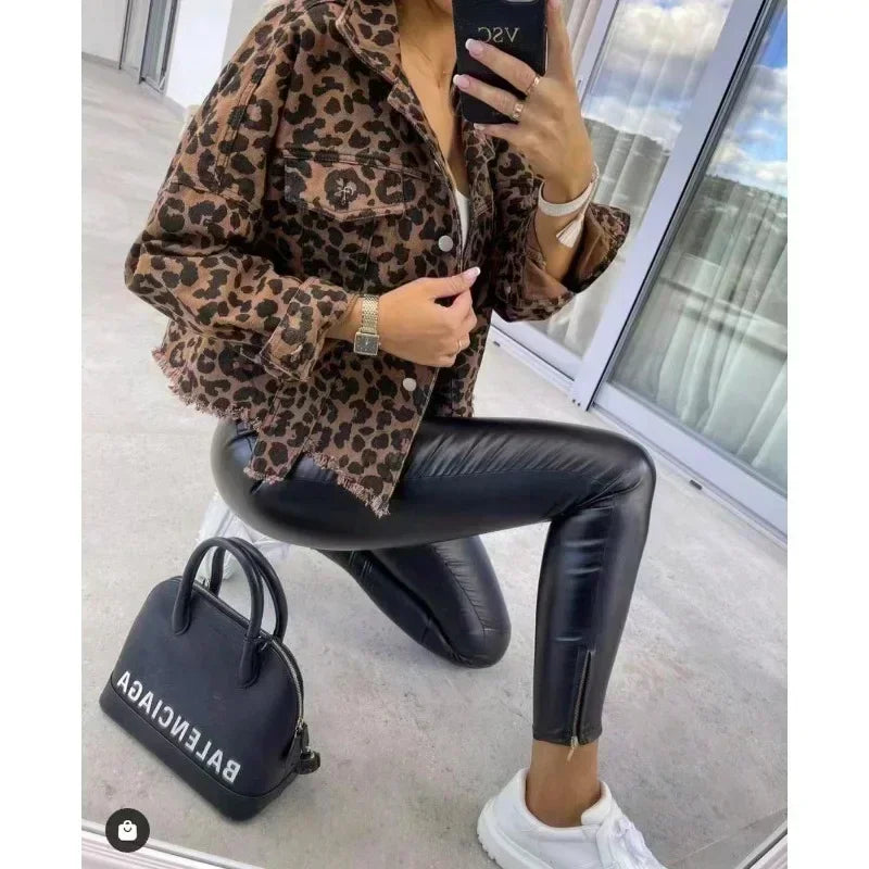 Fashionable and Trendy 2024 Spring Leopard Denim Coat for Women New Style