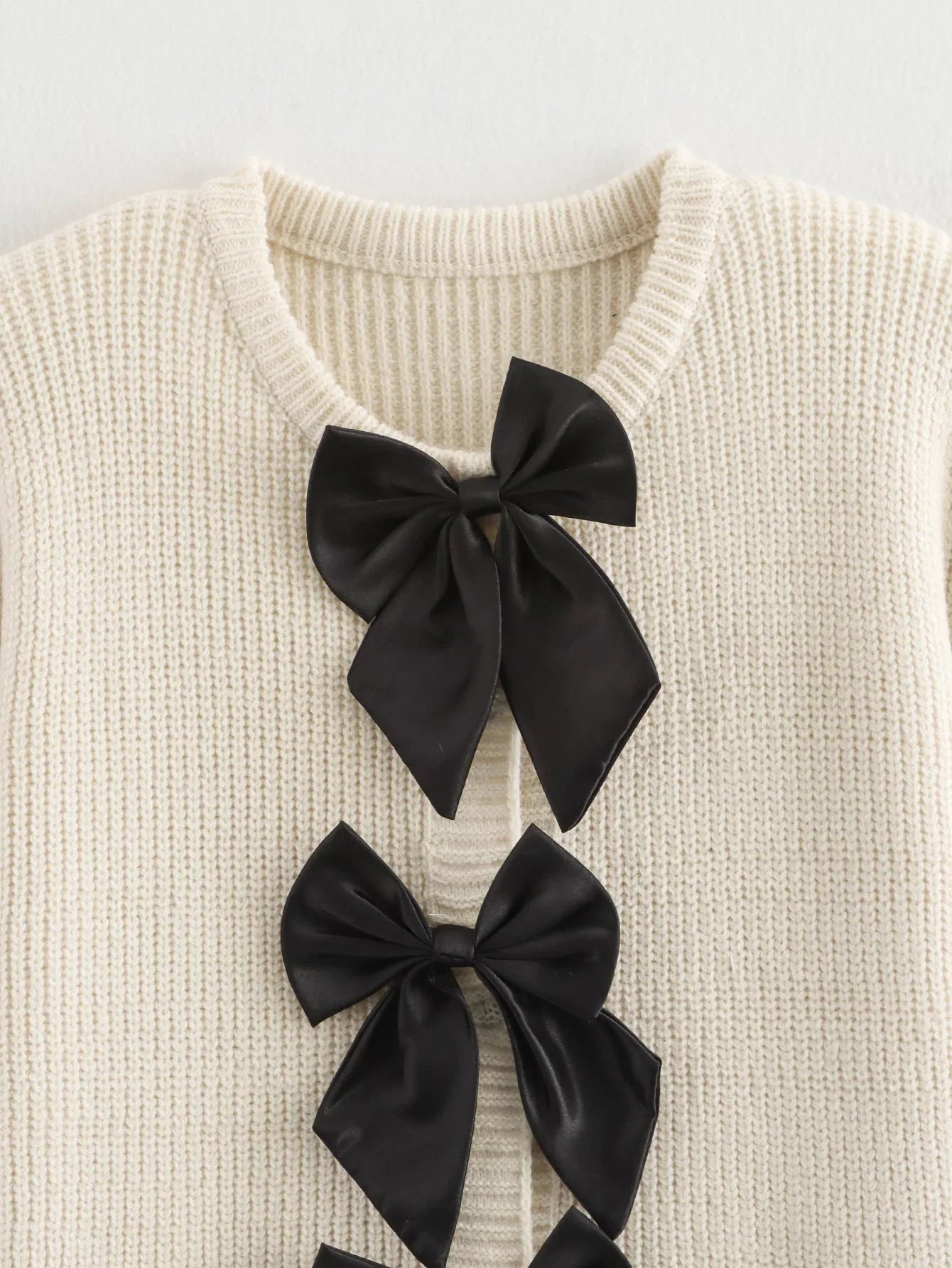 Women's 2024 new fashion bow tie decoration elastic slim short knitted coat retro O Neck long sleeved women's coat chic top