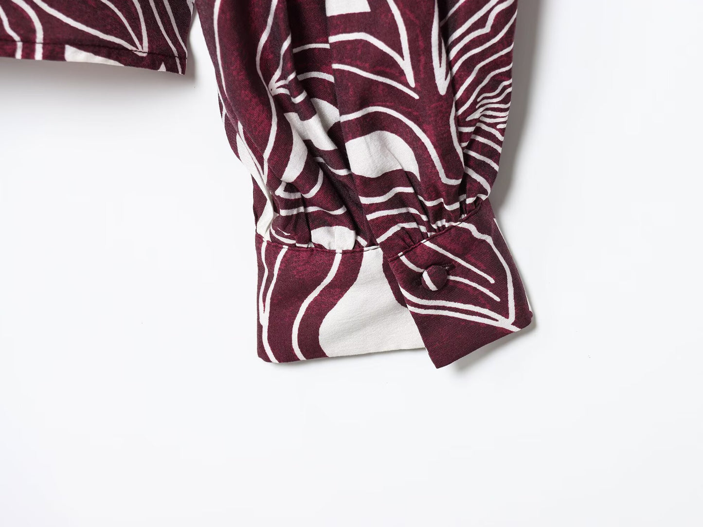 Women's new fashion lace up collar long sleeved printed shirts