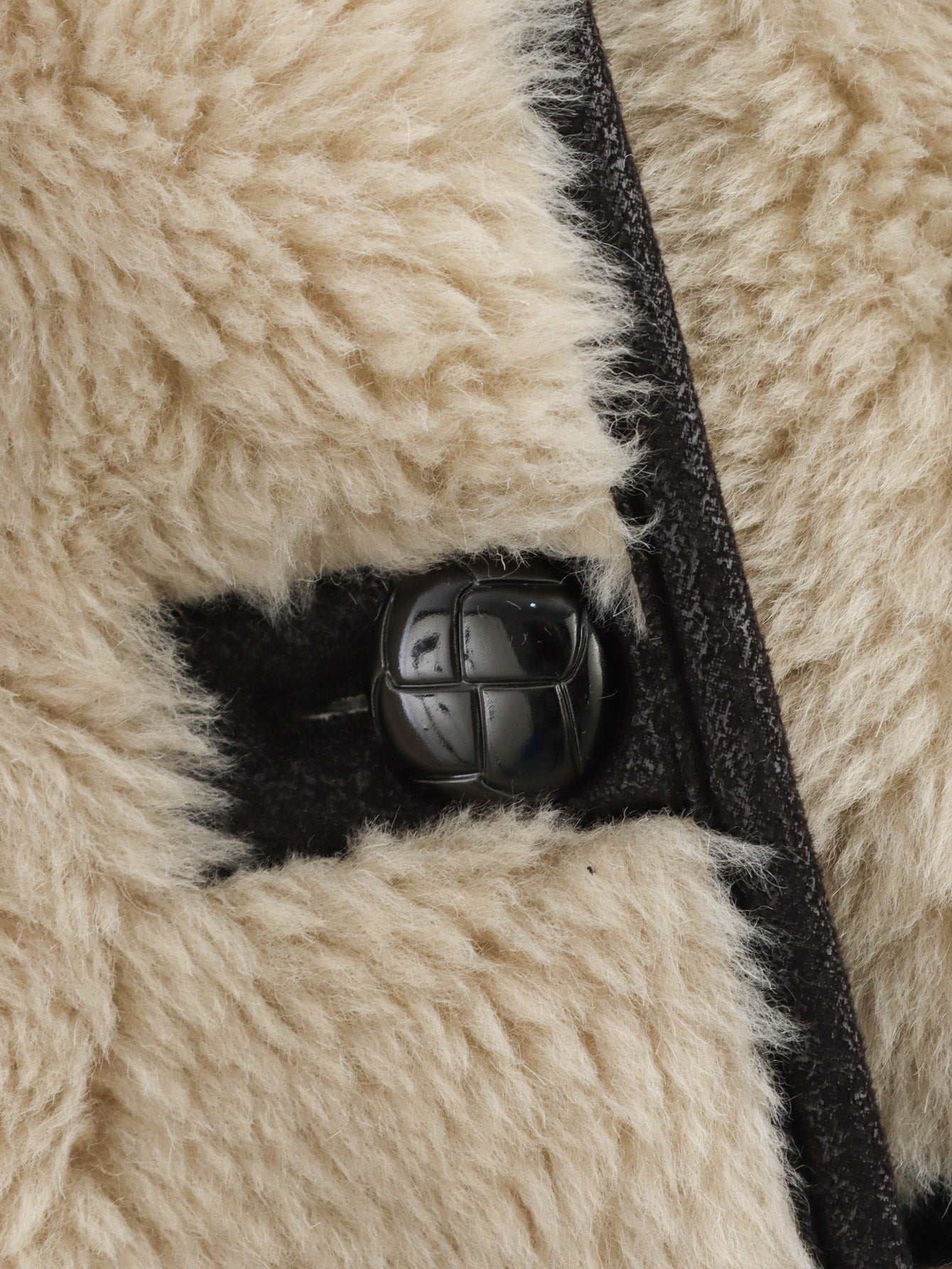 Women's long style faux fur effect lapel Coat