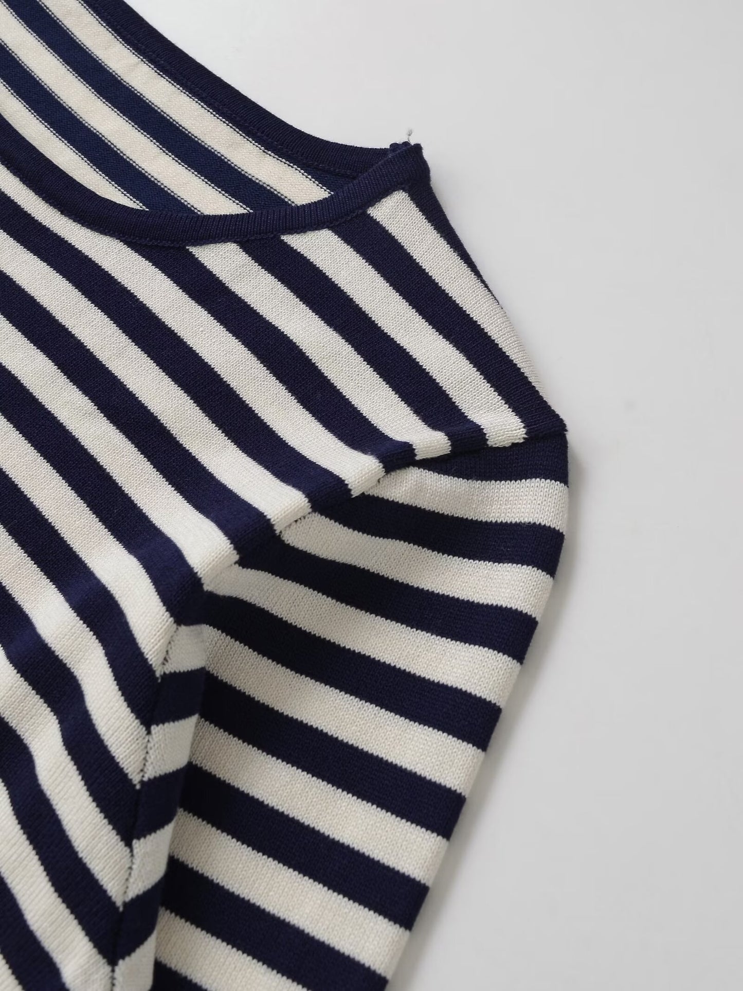 Women's new Joker striped long-sleeved round neck sweater