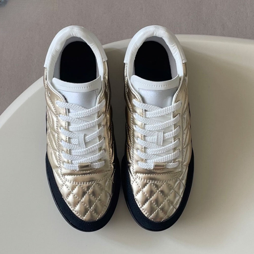 Women's new bright rhombic plaid casual shoes have a shoe box