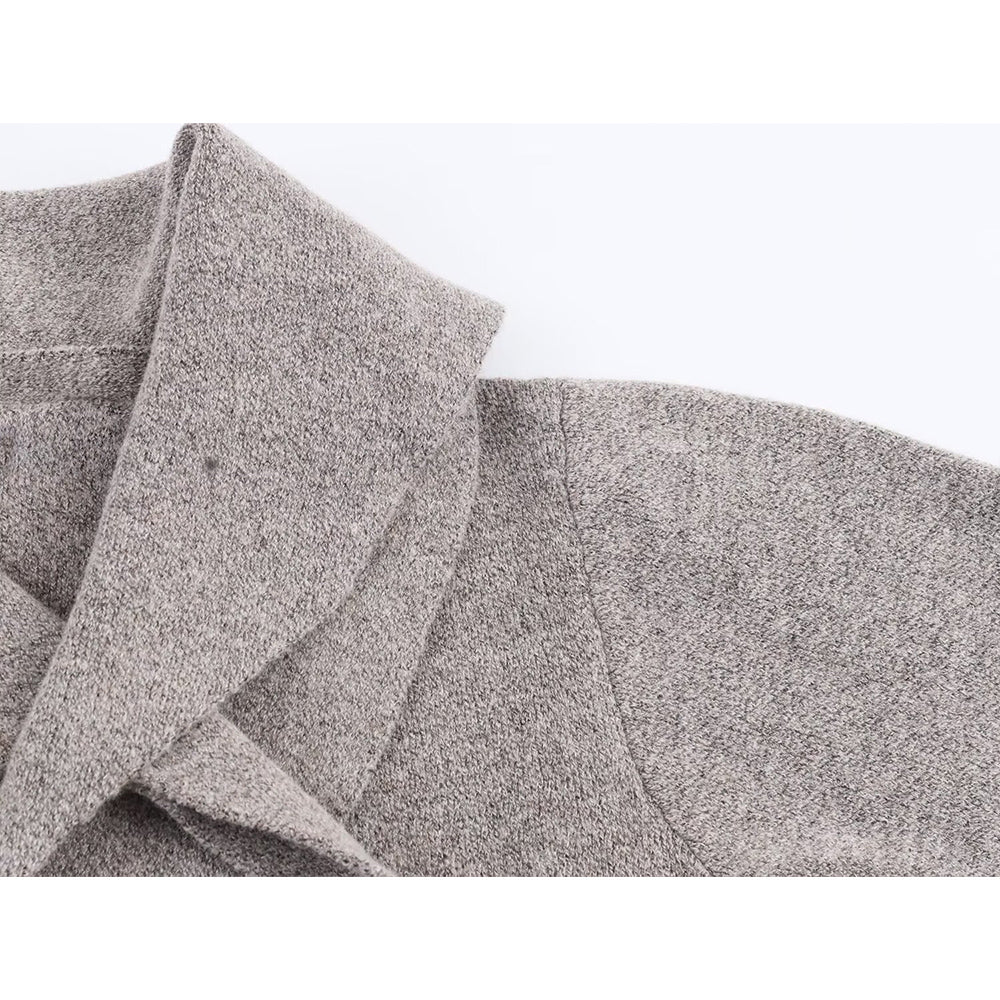 Women's scarf decoration long sleeved V-neck knitted Coat