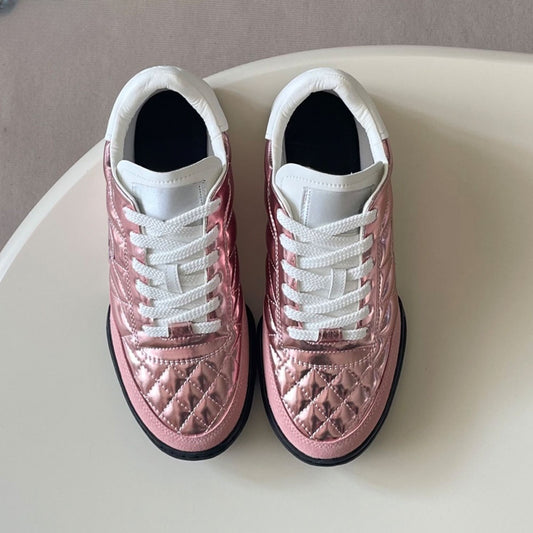 Women's new bright rhombic plaid casual shoes have a shoe box