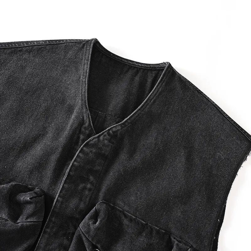 Men's new fashion casual Joker retro multi-pocket tooling function vest outdoor men's vest vest.