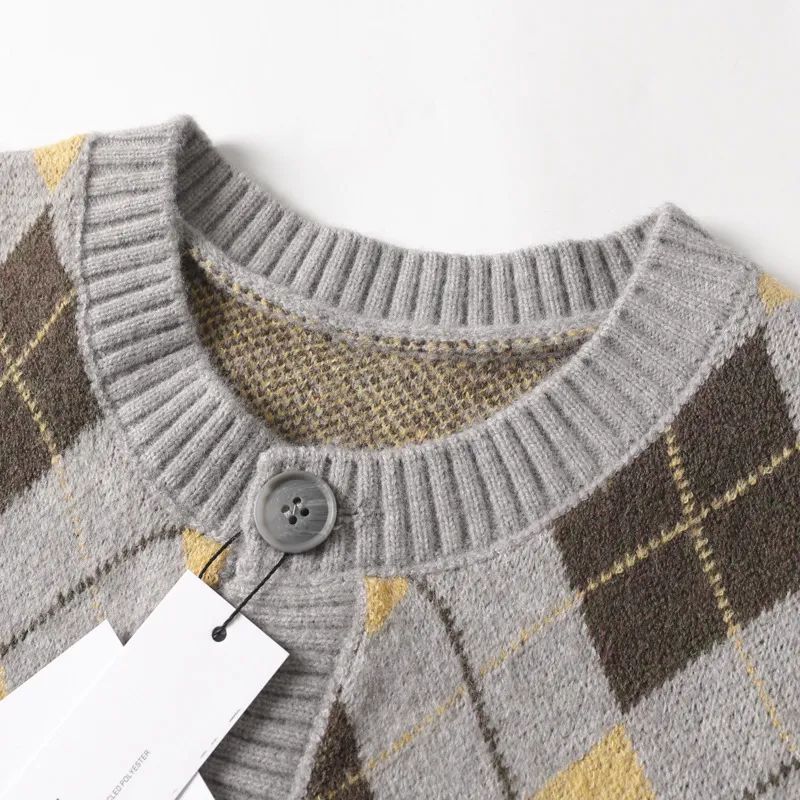 Men's New Fashion Joker Diamond New Round Neck Casual Knit Cardigan Coat Sweater